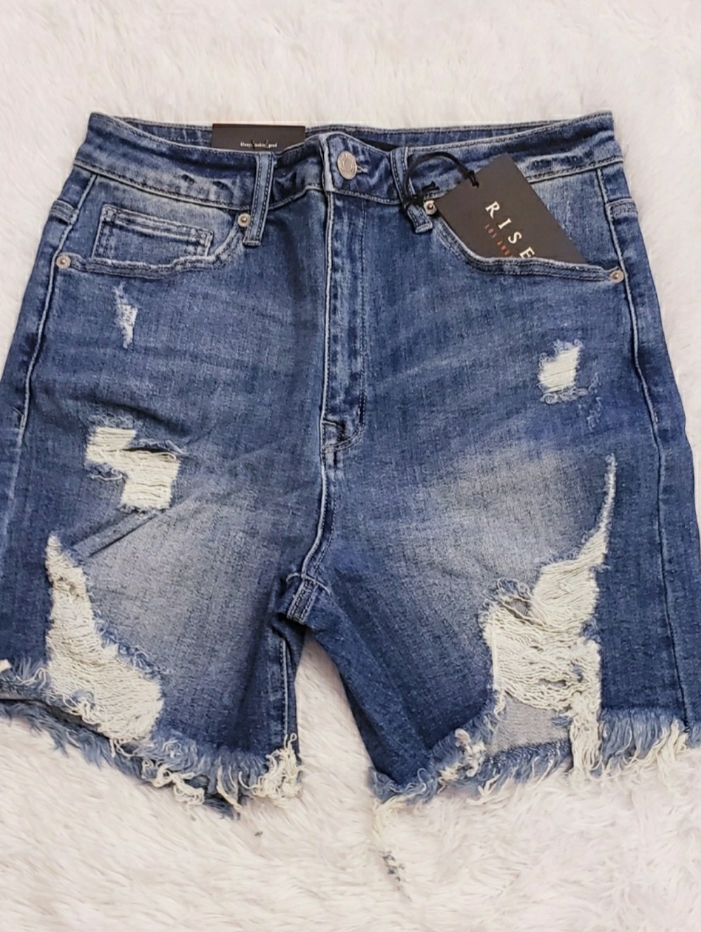 RISEN DISTRESSED MID THIGH DENIM SHORTS - Picture 6 of 8